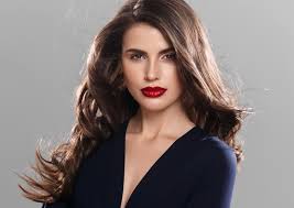 Dry shampoos are a convenient solution to oily, dirty hair. Best Shampoos To Make Your Hair Darker Makeupandbeauty Com