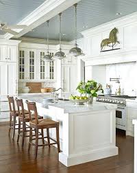 nothing looks fresher than crisp white