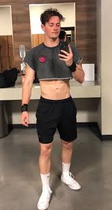 Check out here our top picks for the best workout crop tops. Male Crop Top Mens Crop Top Fashion Crop Top Men Boys In Crop Tops
