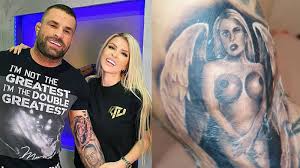 S otcom maličkej lili, zápasníkom mma karlosom vémolom, jej už zrejme došla trpezlivosť. Karlos Vemola Vyznal Lele Lasku Tetovanim Sklidil Vysmech Sip