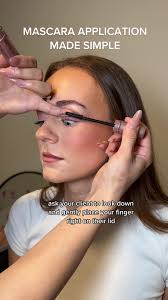 How to Apply Mascara