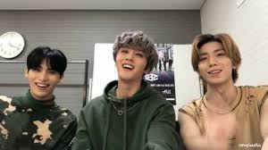 Here are sf9 hwiyoung, taeyang, zuho and rowoon at their 'turn over' comeback showcase~. 190915 Sf9 Official Japan Instagram Live Youngbin Taeyang Hwiyoung Youtube
