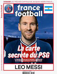 Rmc sport'un haberine göre, fransız devi paris saint germain messi ile görüşmelere. Messi Porte Le Maillot Du Psg Sur La Couverture De France Football Alors Qu Ils Speculent Sur Le Transfert Potentiel De Leo A Paris