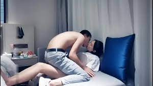 舌吻做爱