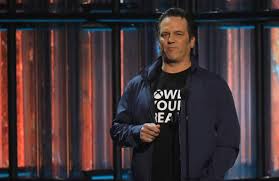 Xbox game pass is a game subscription service for xbox and windows 10 that lets members download and play a wide library of games for free so long as they stay subscribed to the service. Phil Spencer Teases Potential 1 V 100 Trivia Game Revival For Xbox Series X Bang Showbiz English