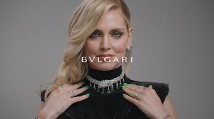 Considerata la più potente imprenditrice digitale, chiara ferragni è l'amministratore delegato e presidente di tbs crew srl e amministratore delegato di chiara ferragni collection. Chiara Ferragni At The Unveiling Of Bvlgari Magnifica High Jewelry Collection Youtube