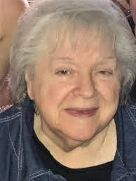 Tami Stark's Instagram, Twitter & Facebook