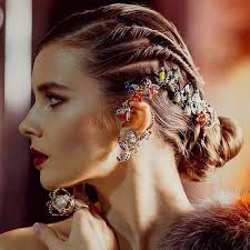 50 photos of celebrities' short haircuts and hairstyles done right. 40 Sparkly Christmas And New Year Eve Hairstyles