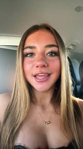 Camille Hoekstra's Instagram, Twitter & Facebook