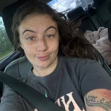 What are some small towns around Lake Okeechobee worth visiting?