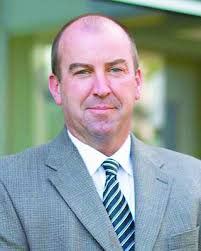 Chris Bott's Instagram, Twitter & Facebook