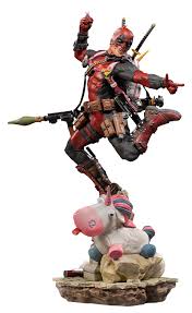 Subscribe to marvel unlimited to read deadpool comic lists by marvel experts! Deadpool Deluxe Art Scale Statue By Iron Studios Sideshow Collectibles