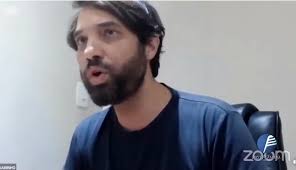 Aos 31 anos, médico e vereador na cidade do rio de janeiro. Nmkfhdnbxujn9m