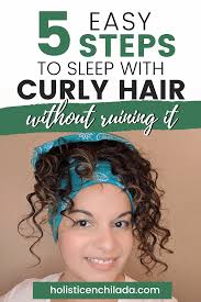 Sleeping with curly hair can be a nightmare that leaves your morning hair riddled with tangles, wonky curls and frizz. How To Refresh Curls In The Morning Arxiusarquitectura