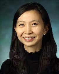 Neena Carr's Instagram, Twitter & Facebook