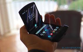 Motorola Razr 2019 Gallery - SlashGear