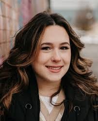 Molly Keenan's Instagram, Twitter & Facebook