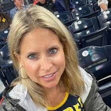 Michelle Clatterbuck's Instagram, Twitter & Facebook