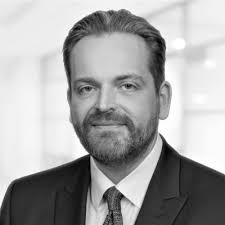 Daniel Martella auf LinkedIn: Telefonkonferenz in der schönen neuen Filiale  Düsseldorf. Deutsche…