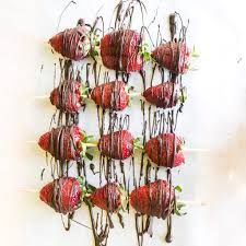 La fragola è ricca di vitamina b e c e aiuta a combattere la cellulite. Fragole E Cioccolato Da Dieta Italianchips