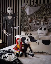 Turn Your Bedroom Into Halloween Town Halloween Bedroom Nightmare Before Christmas Decorations Nightmare Before Christmas