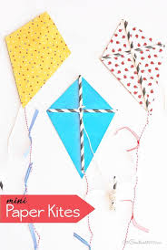 Learn how to make beautiful fairy doll. Bust Boredom With These Adorable Mini Paper Kites Onecreativemommy Com Kites Craft Diy Kite Kite Making