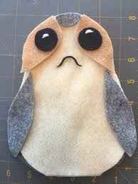 Galactic Glitter The Last Jedi Porg Pouch Tutorial Star Wars Kids Crafts Star Wars Art Projects For Kids Felt Diy