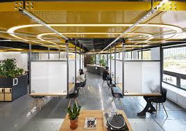 Hyundai S Fintech Workspace Blends The Highly Digital With The Highly Human Corporate Interior Design Contemporary Office Design Office Interior Design