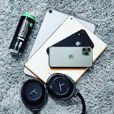 Enter For A Chance To Win Iphone 11 Pro Iphone Giveaway Prom Makeup Prom Makeup For Brown Eyes Red Dress Makeup