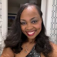 Caron Hill's Instagram, Twitter & Facebook