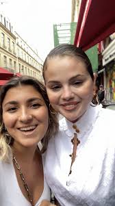 7 July: Selena spotted in Paris! (Updated)