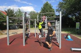 Sie haben an einer kriegsgräberstätte gearbeitet. Fitnessangebot In Der Bruningstrasse Bbz Im Kreis Kleve E V