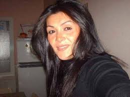 NO ALLA violenza SULLE DONNE & la dea della Moda