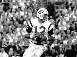 New York Jets Qb Joe Namath Guarantees Super Bowl Victory In Sb In 1969 Nfl Players Joe Namath American Football League