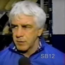 When John Brophy got tired of the Maple Leafs playing soft, and channelled  his inner goon during practice 😂 This is Old School Hockey at its very  best. Legends 🙌 Check the comments