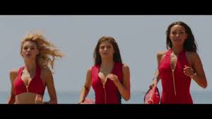 Parker, apportent aide et assistance aux baigneurs en tant que membres d'une unité d'élite appelée baywatch. Baywatch Alerte A Malibu Le Film Nouvelle Bande Annonce 2017 Vo Youtube