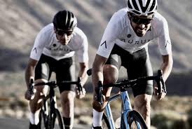 He won the 2007 tour de france riding for the discovery channel team. Alberto Contador And Ivan Basso Unveil New Aurum Bike Brand Capovelo Com