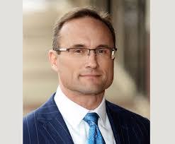 Derek Gilliland's Instagram, Twitter & Facebook