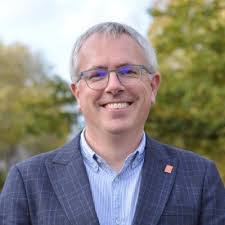 Ron Arp's Instagram, Twitter & Facebook