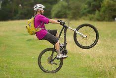 Mtb Fahrtechnik Wheelie Fahren Mountainbike Mountainbike Magazin Mtb