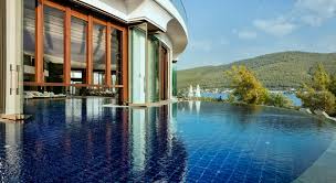 Bölgede yer alan oteller, pek çok avantajlı imkanları ve uygun antalya otel fiyatları ile binlerce yerli ve yabancı turiste ev sahipliği yapıyor. Titanic Deluxe Bodrum Mugla Milas Rezervasyon
