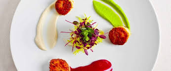 Imagine sitting down at a restaurant, and in front of you is a beautifully plated dish, thoughtfully laid out and presented. How To Plate Food Amazing Food Presentation Ideas And Tips Niammy Food Bloggers Community