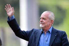 L'esperienza termina con un tweet di de gattuso ma generalmente mi rammarico per tutte le persone che hanno a che fare con de laurentis. L Era De Laurentiis Al Napoli Tutti I Successi Wh News