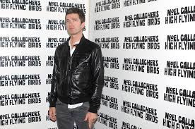 Noel Gallaghers High Flying Birds Swoop To U K No 1