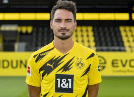 Hummels and muller are both resting knee injuries, while gundogan took a blow to the calf. Hummels Recites Full Litany Of Failures Following Latest Dortmund Loss
