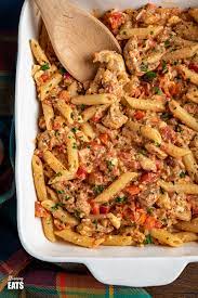 Cheesy spinach dip chicken pasta recipe card. Baked Feta Pasta With Chicken Viral Tiktok Recipe Slimming Eats
