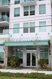 Awnings Do More Than Protect From Sun And Rain They Look Good Datummetals Awnings Design Home Architecture