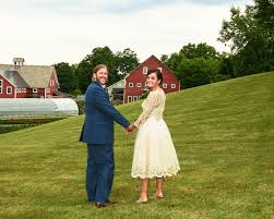 Jon and debbie were friendly, patient and the lang barn was a beautiful place to have my reception which provided a true feel of vermont. From Hay Bales To Cupolas Stowe Green Mountain Weddings Vtcng Com