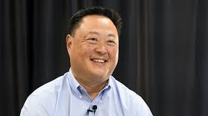 Kim Julius's Instagram, Twitter & Facebook