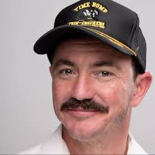 Would you book me?, I’d book me., Id book me hard. , 🏠:  @defnoodlescomedyclub , 📷: @timlawsonla